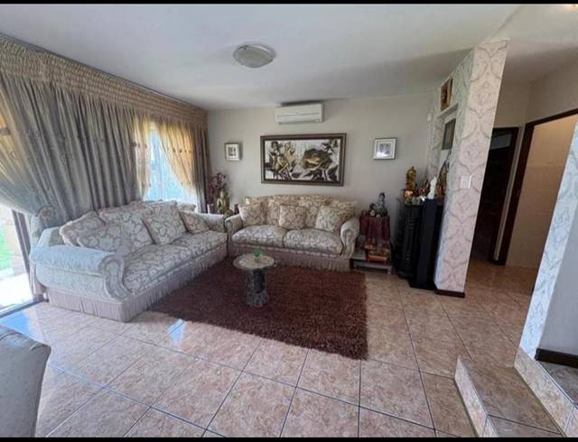 3 BEDROOM HOUSE FOR SALE IN ORMONDE